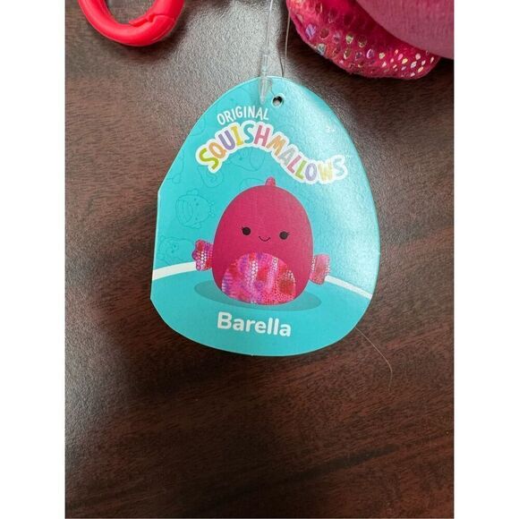 NWT Barella Beta Fish Squishmallows 3.5 Inch Backpack Clip - Picture 4 of 5